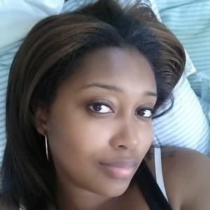 Meet your Posher, Ronique